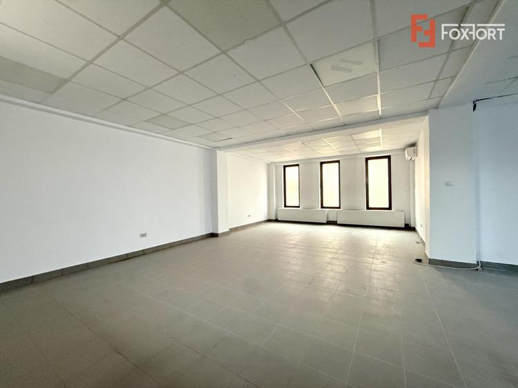 Cladire comerciala cu regim de inaltime P+2 E+M, suprafata 550 mp de inchiriat