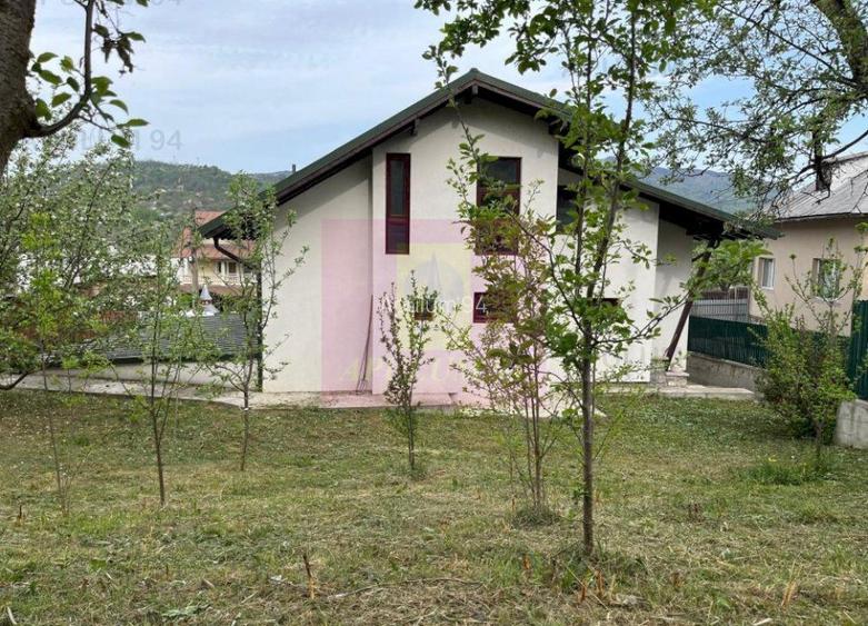 Vilă de vânzare în Comarnic