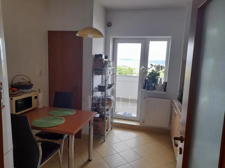Apartament 2 camere în zona CALEA TURZII