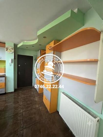 Apartament 2 camere de vanzare decomandat 50 mp - CUG l Planul II