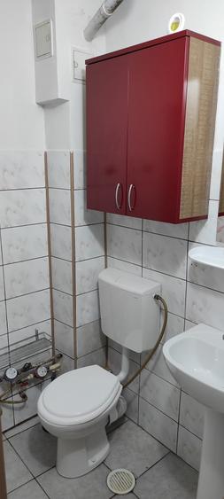 Garsoniera - zona Podu Ros -Scoala " Titu Maiorescu"