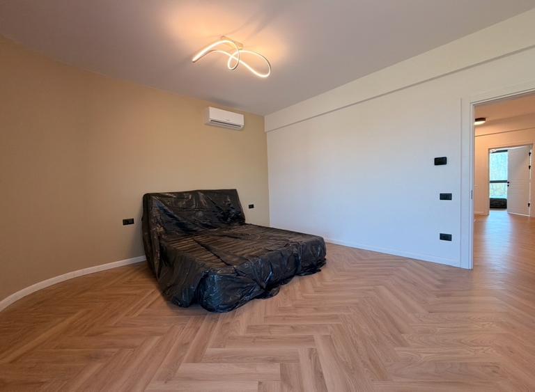 Vile exclusiviste | 5 camere | Lacul Lebada | Pantelimon Cernica