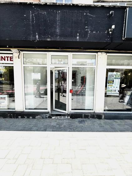 Spațiu comercial de închiriat cu vad, 85 mp, parter - 3