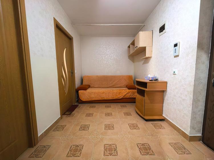 Apartament 1 cameră 38 mp etaj 2, mobilat și utilat