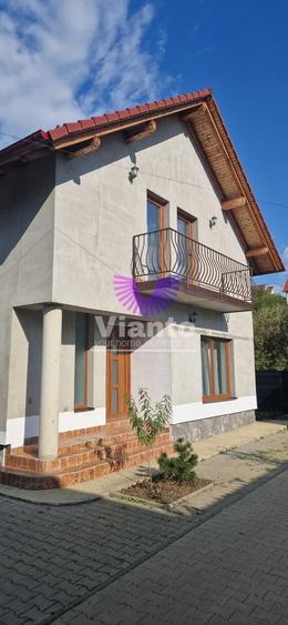 Casa de inchiriat 3 camere singur in curte zona Tilisca