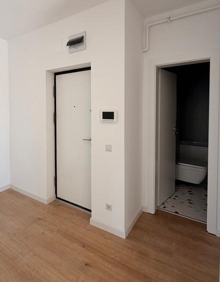 Apartament 2 camere | LA CHEIE | Parcare și boxă incluse in preț | Fără comision