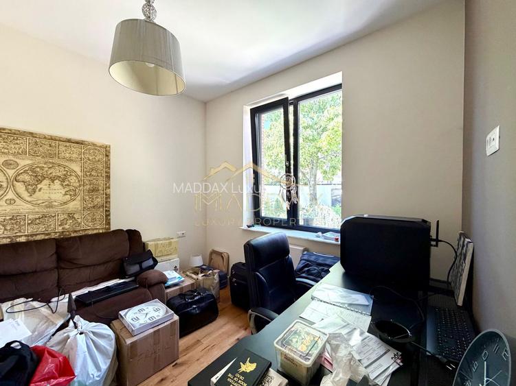 Vila cu 5 camere // * 565 mp gradina* // Tunari - 12