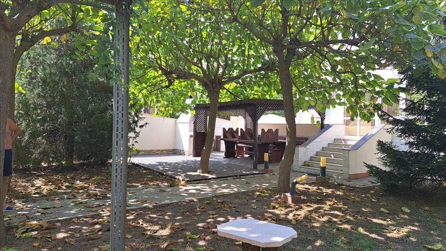 MAMAIA SAT - LIDL VILA P+1+M TEREN 560 MP. 8 CAMERE 5 BAI, MOBILATA, UTILATA