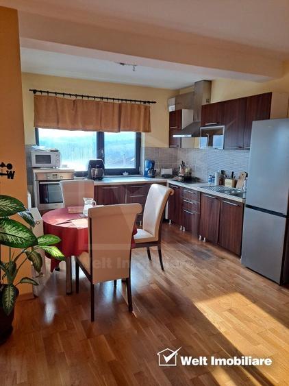 Vanzare casa tip duplex la intrarea in Borhanci