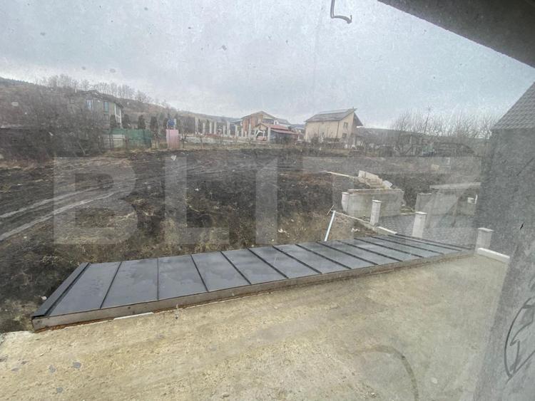 Casa individuala CF, 4 camere, 136mp, teren 700mp cu view la intrare Chinteni