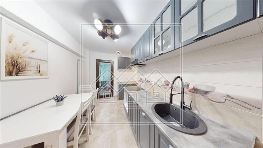 Apartament 80 mp, 2 bai, 2 balcoane - Zona Centrala - prima inchiriere