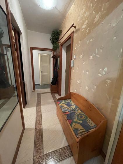 Floreasca, 2 camere decomandate, parter inalt, balcon, centrala proprie