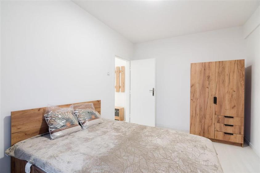 RECO Apartament cu 4 camere Central