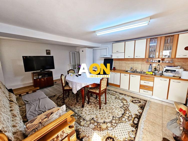 Casa 4 camere, 525 mp teren, zona Centru