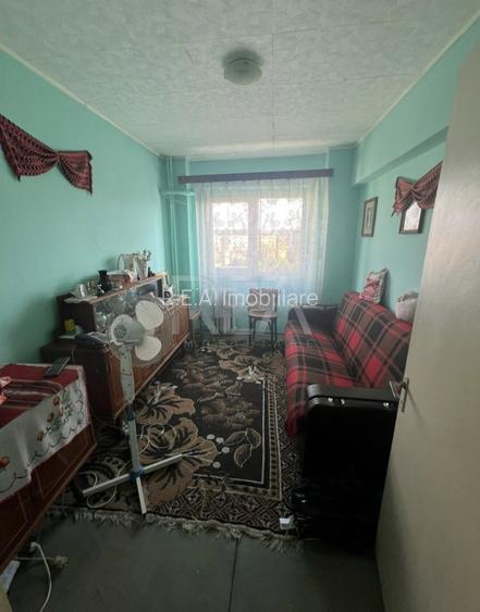 3 camere, 8/10, 67 mp- Gorjului- 50m Metrou - 2