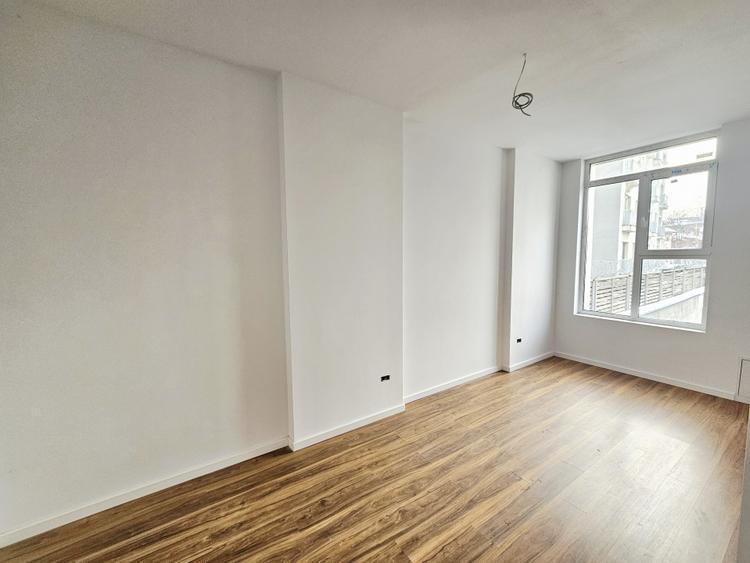 Nou Apartament trei camere-Tur video atasat