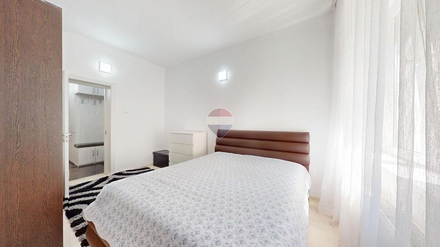 3 camere | Centrul Civic – zona Gării | Parcare privată | Jacuzzi