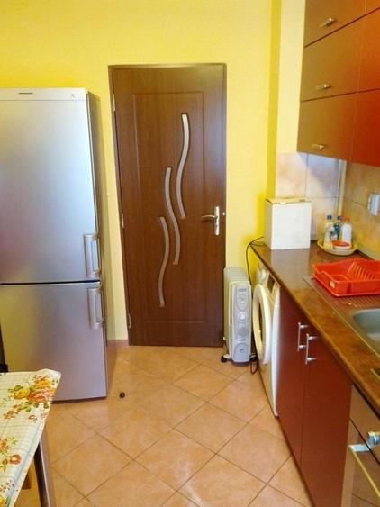 Apartament cu 3 camere de inchiriat zona Mihai Viteazu