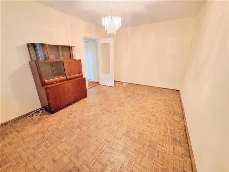 Apartament 2 camere decomandat , zona Central - 2