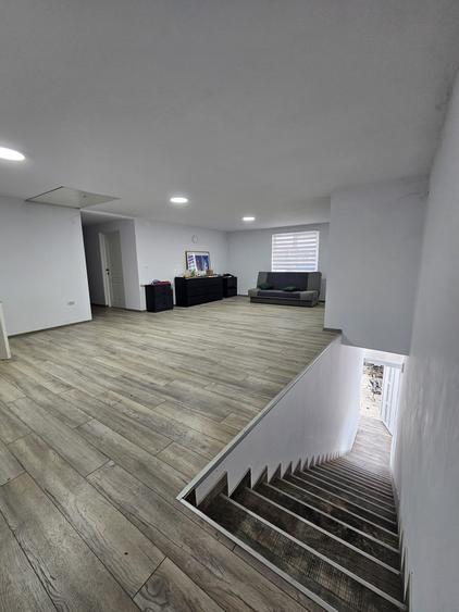 Hala si spatii de birouri-Spațiu versatil în zonă excelentă