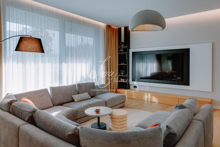 Vila lux complex privat complet mobilata si utilata