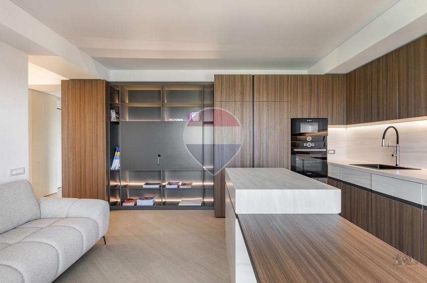 Cortina North | 3 camere lux, parcare subterană și boxă
