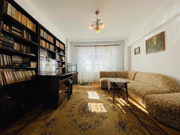Apartament 3 camere, 80mp, centru, bd. Stefan cel Mare