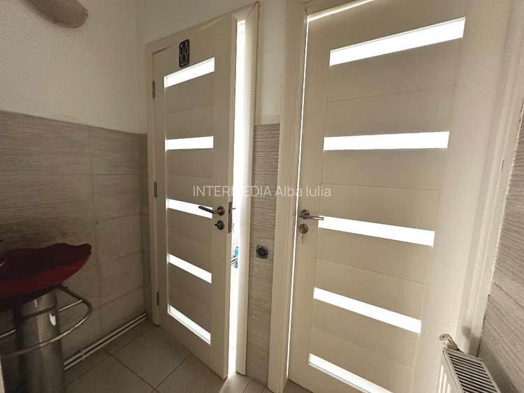 DEPOZIT 450 mp. Birouri Hala si TEREN Imprejmuit 4077 mp Asfalt - Utilitatile - 9