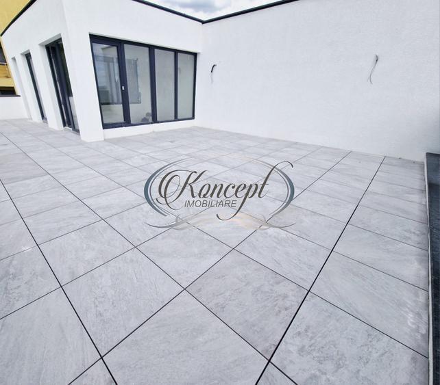 Casa exclusivista cu terasa si vedere panoramica