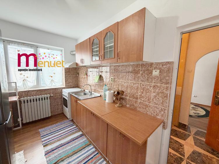 Apartament 2 camere,zona Big,etaj 2