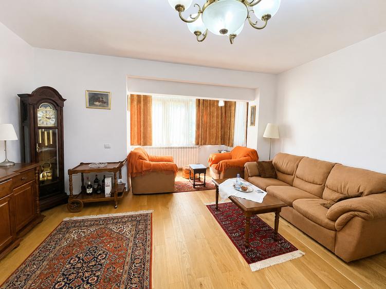 2 camere Calea Calarasilor-Valeriu Braniste, 70mp utili, centrala, parcare!