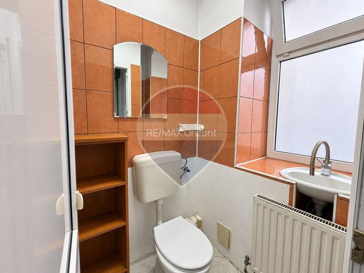 VITRINĂ STRADALĂ | SPAȚIU COMERCIAL | STRADA LUNGĂ | ZONĂ CENTRALĂ