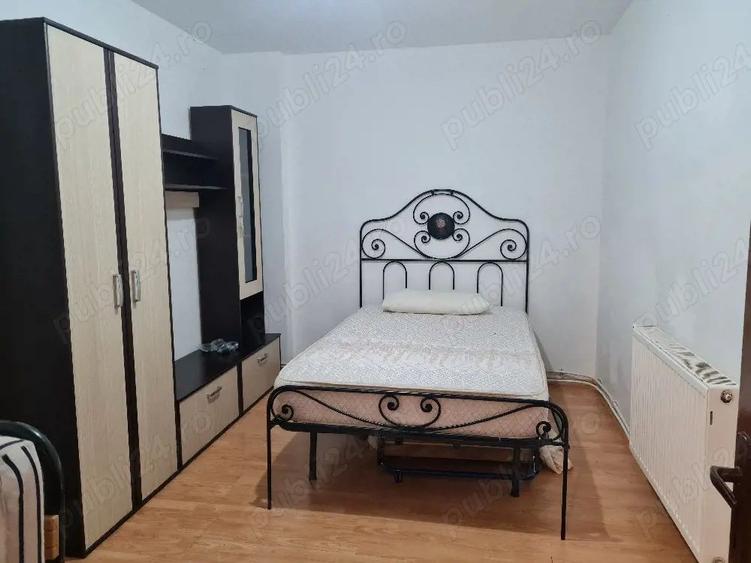 SE VINDE AP 3 CAM - REPER - HOTEL CRISTAL