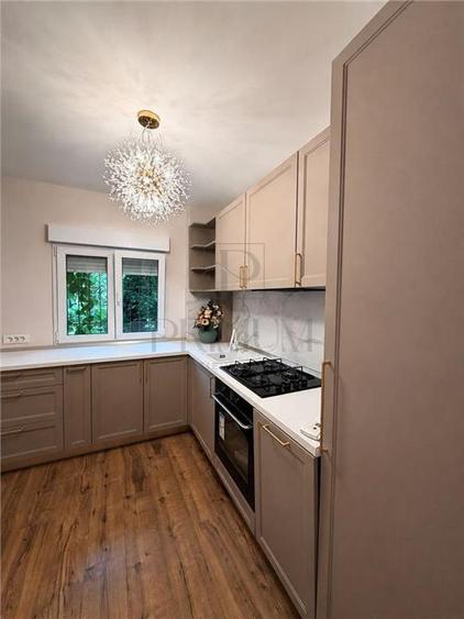 Favorit- 3 cam- centrala proprie- renovat complet
