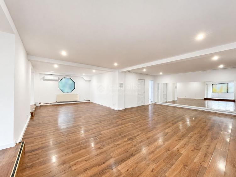 Central - Rapa Galbena, spatiu de birouri amenajat, disponibil imediat