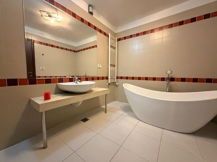 APARTAMENT 3 CAMERE | 2 LOCURI DE PARCARE | PREMIUM | TERASA + CURTE