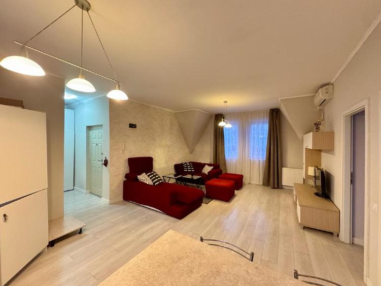 Apartament in vila, 80 mp, 3 camere, 1 parcare in curte, cartier Andrei Muresanu