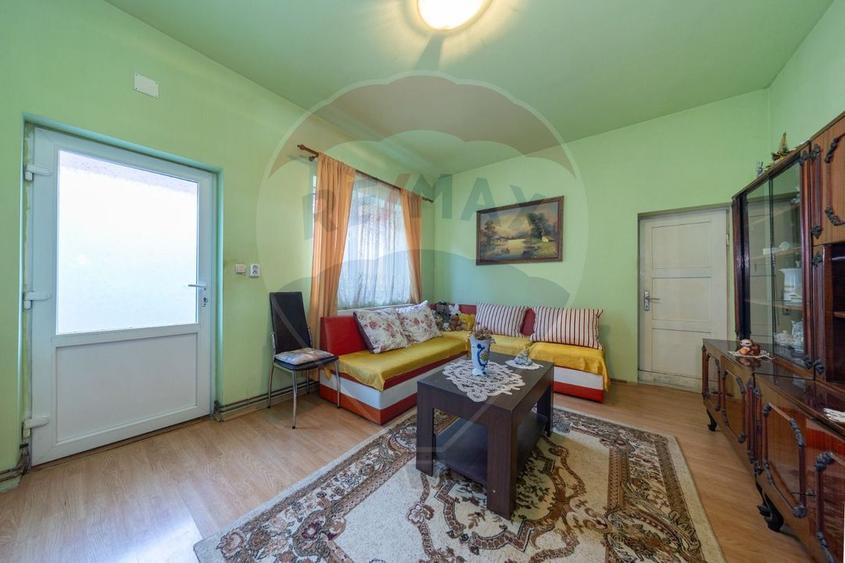 Oportunitate: casă la preț de apartament in Cristian