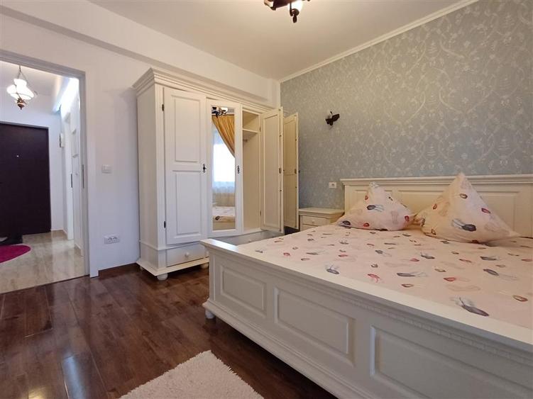 Apartament 3 Camere cu Parcare, AC, Dressing- Lac Rediu