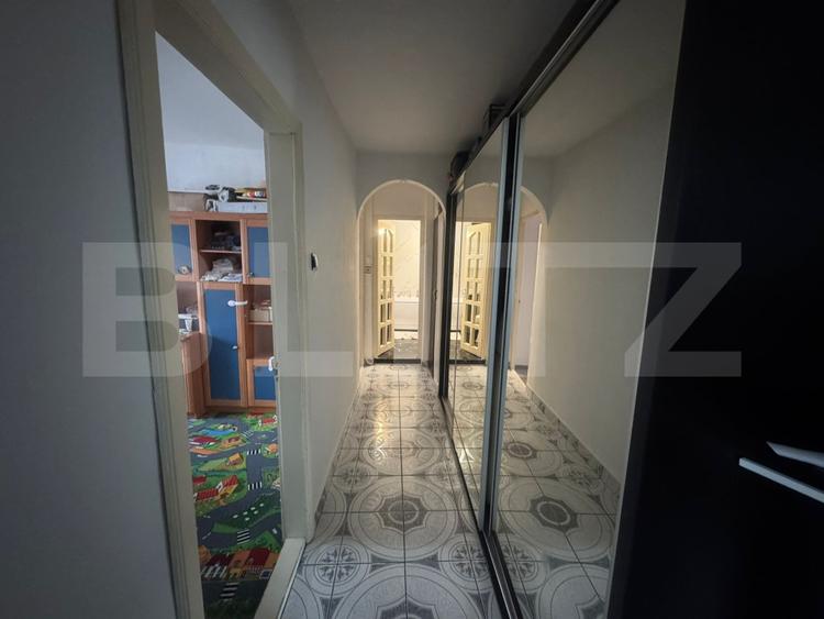 Apartament de vânzare – zonă excelentă și liniștită