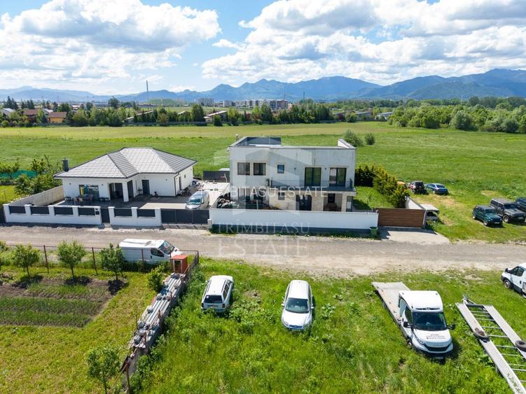 Sanpetru ,Subcetate-Casa 4 camere,3 bai+480 mp teren - 30
