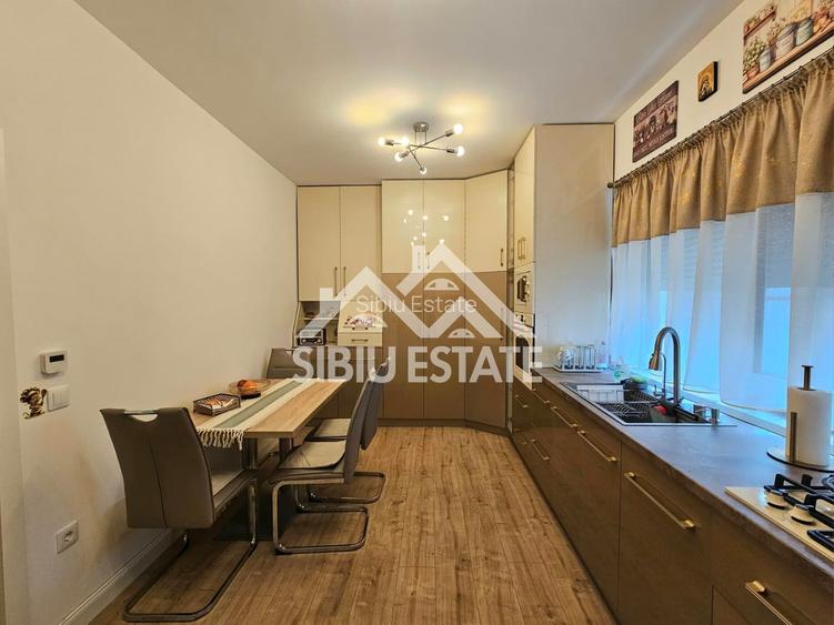 Casa 4 camere 3 bai Selimbar Brana - 17