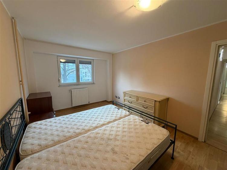 Apartament 4 camere transformat in 3, etaj 1, 100mp, Pictor Grigorescu