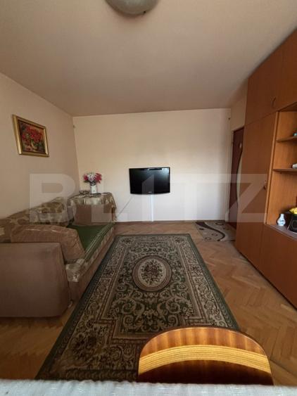 Apartament cu 2 camere, 39 mp, zona Vest