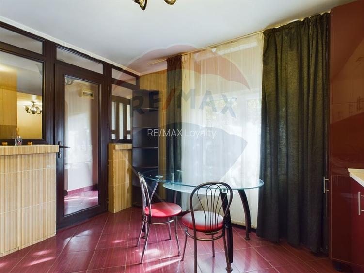 Locuință P+1 | 6 camere | Garaj | Zonă retrasă Andronache - 13