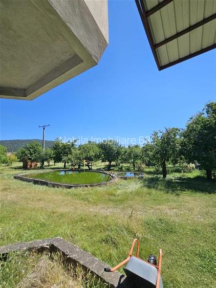 PROPRIETATE EXCEPTIONALA ,TEREN 33.161 MP + RESIDENTA P+1+M - 37