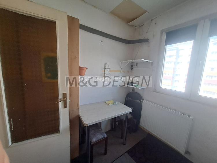 2 camere decomandat  Gh Lazar etaj intermediar - 5