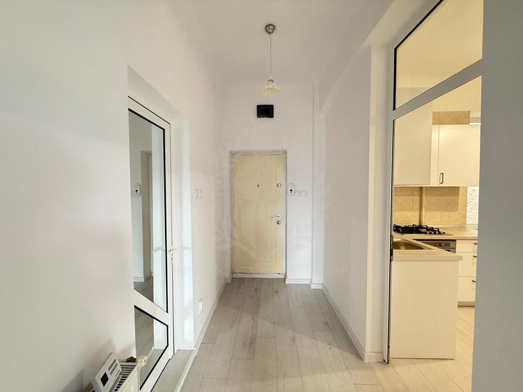 Apartament 2 camere / Spatiu comercial, zona Ultacentrala, Ploiesti