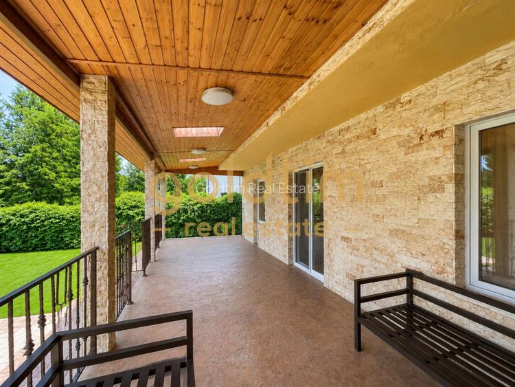 CASA INDIVIDUALA / IESIRE LAC / PRIVELISTE SUPERBA / LUX / ROND OMV - 40