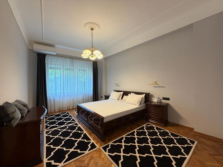 Apartament la casa - 105 mp - 3 camere - garaj - Ultracentral